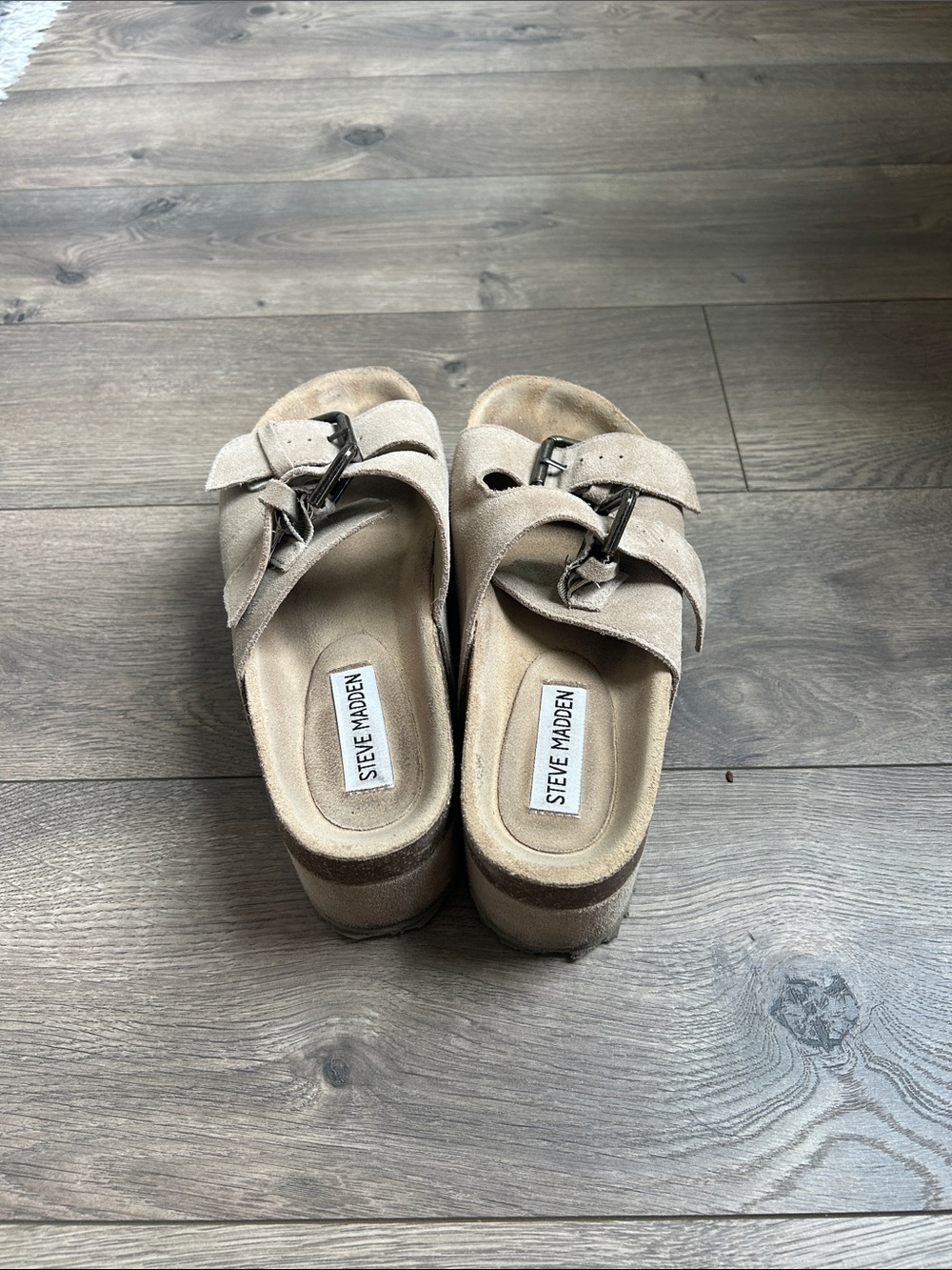 Steve Madden Beige Suede Platform Slide Sandals - Picture 3 of 3